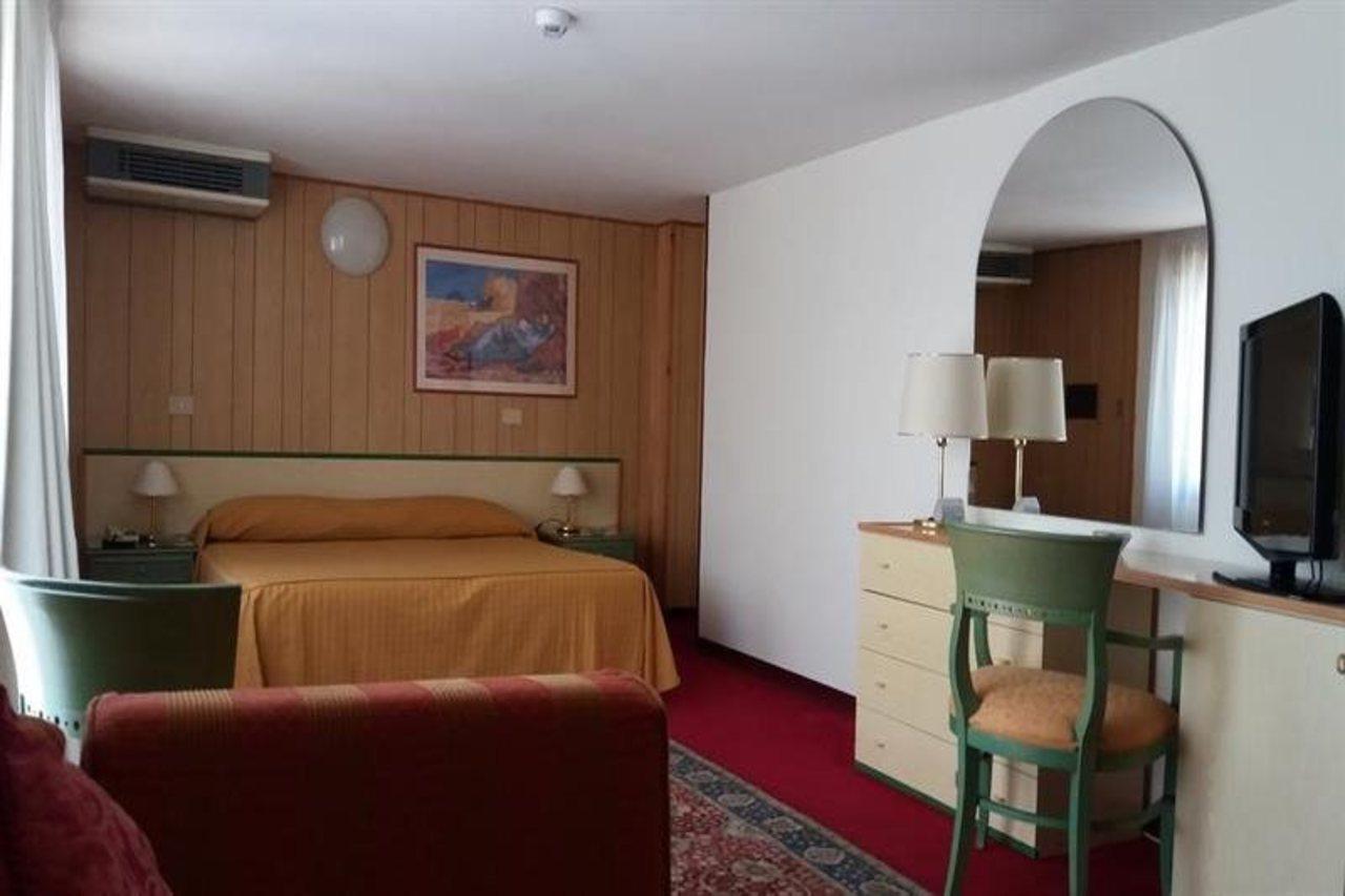 Hotel Majestic Lido di Jesolo Dış mekan fotoğraf