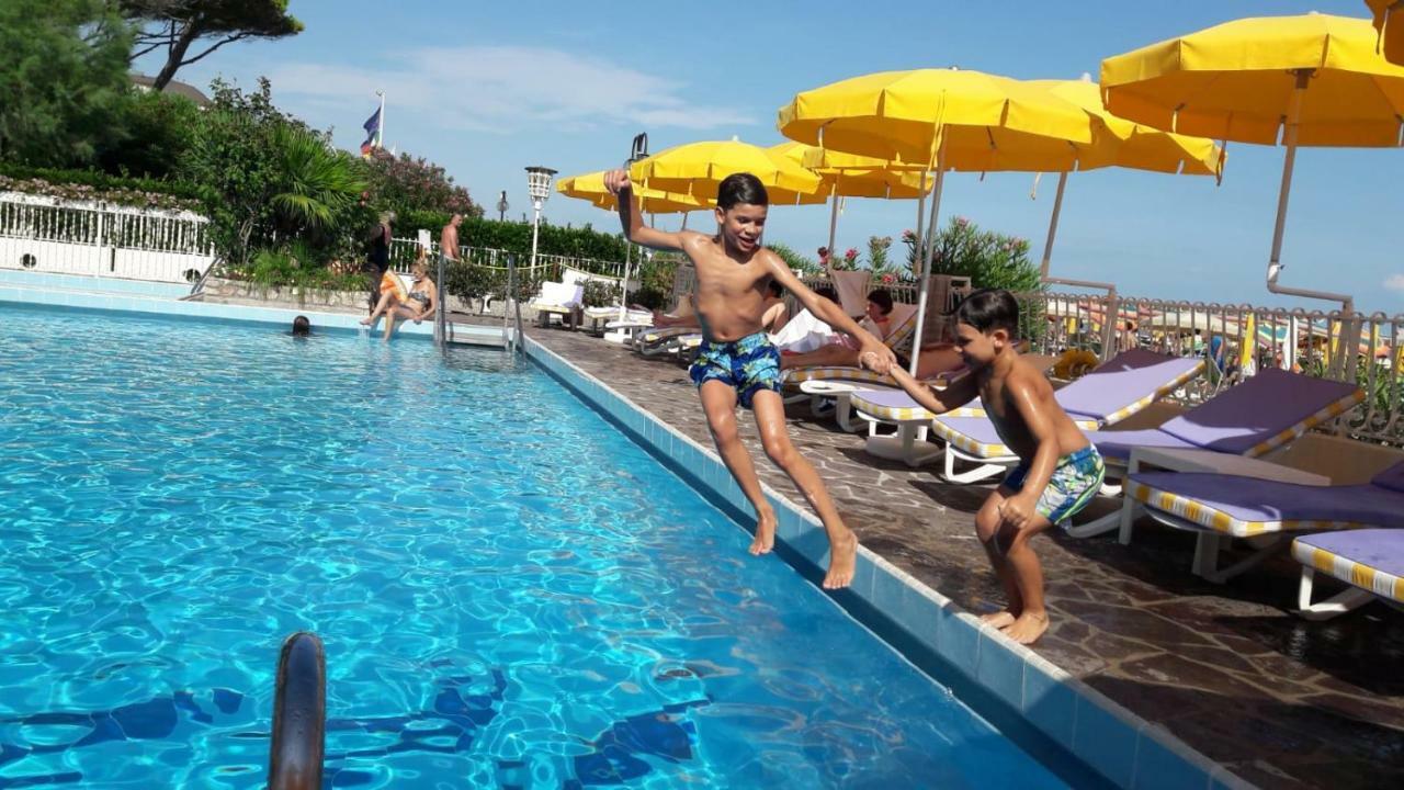 Hotel Majestic Lido di Jesolo Dış mekan fotoğraf
